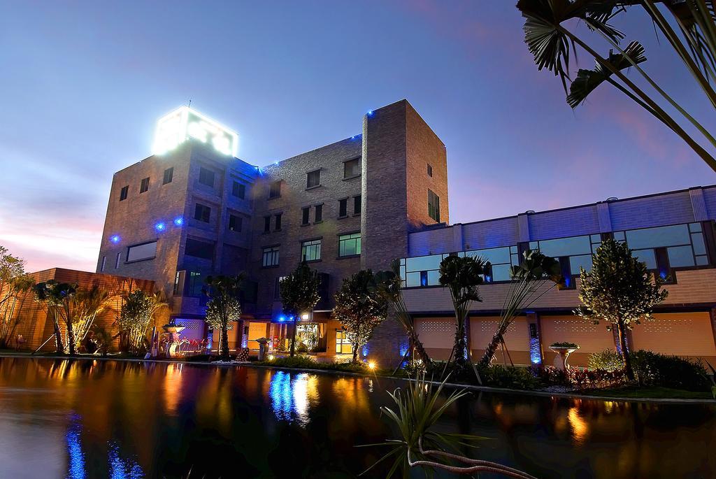 All-Ur Boutique Motel-Ping Tung Branch Pingtung Exterior foto